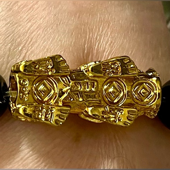 Obsidian (NWOT) elastic bracelet feng shui jewelry - Picture 13 of 17